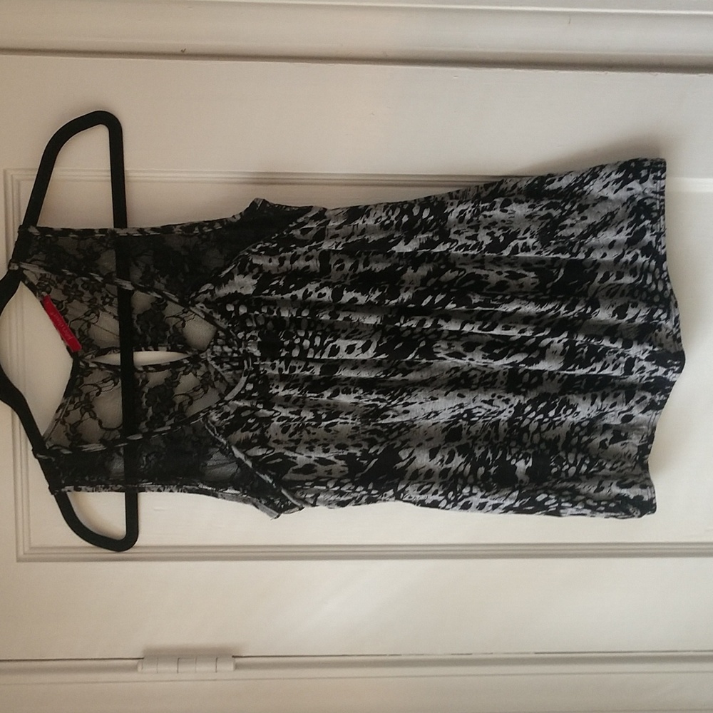 Julie's closet lace tank top size Large